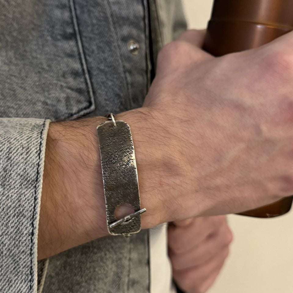 Dokulu Plaka T Kapama Bileklik